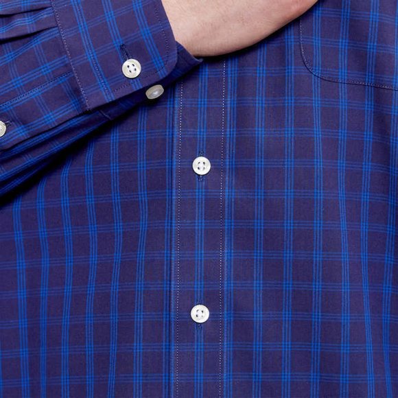 New Kirkland Signature Men’s Traditional Fit Dress Shirt, Non-Iron Navy Plaid - Picture 4 of 5